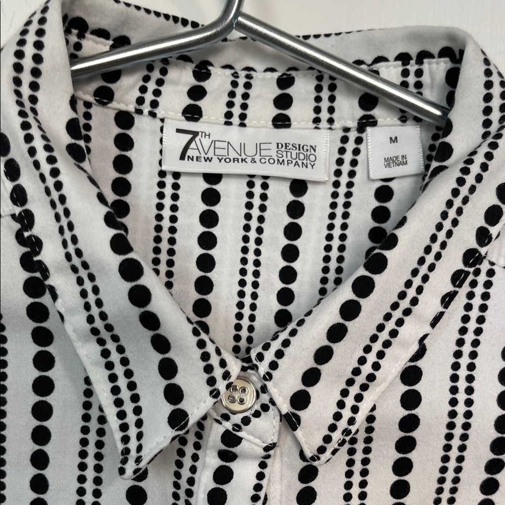 Avenue Women's Black and White Button Down Shirt